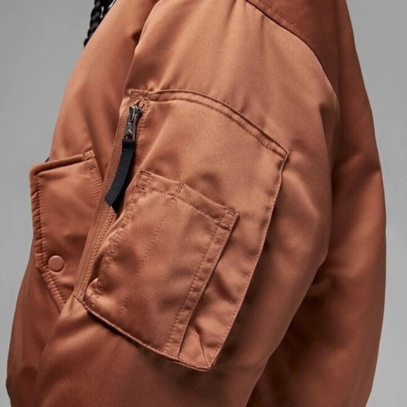 Nike Air Jordan Flight Renegade Oversized Satin Bomber Jacket Women's Plus Size - Picture 8 of 9